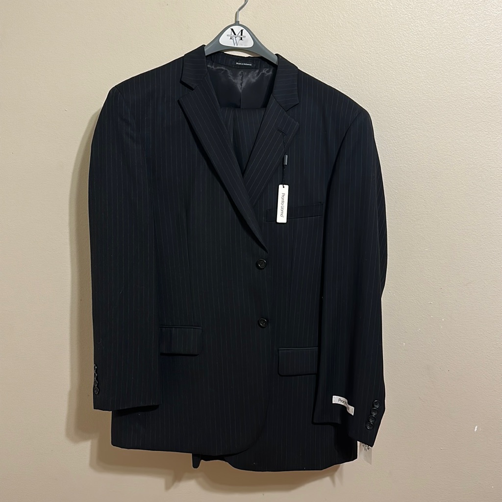 Never Worn Men’s Suit. Tried It On. Thought He’d Wear It But Never Did.